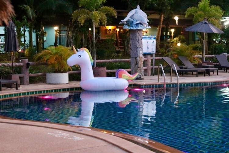 El TSJIB ratifica la incapacidad total de una animadora turística con enfermedades degenerativas