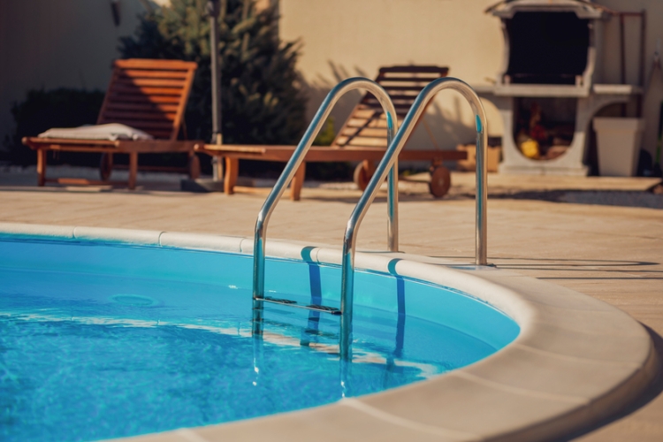 Condenado el propietario de una casa rural al pago de una indemnización por un accidente en la piscina