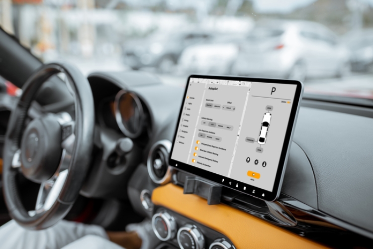 TJUE: abuso de posición dominante en la negativa de una empresa a garantizar la interoperabilidad de una app con su plataforma digital