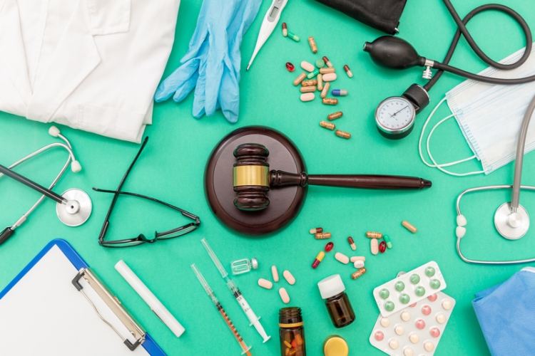 Absuelta una médica acusada de homicidio imprudente