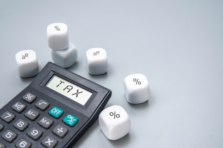 La DGT analiza si cabe el tipo del 15 % en IS cuando los hijos continúan la actividad del padre a través de una entidad