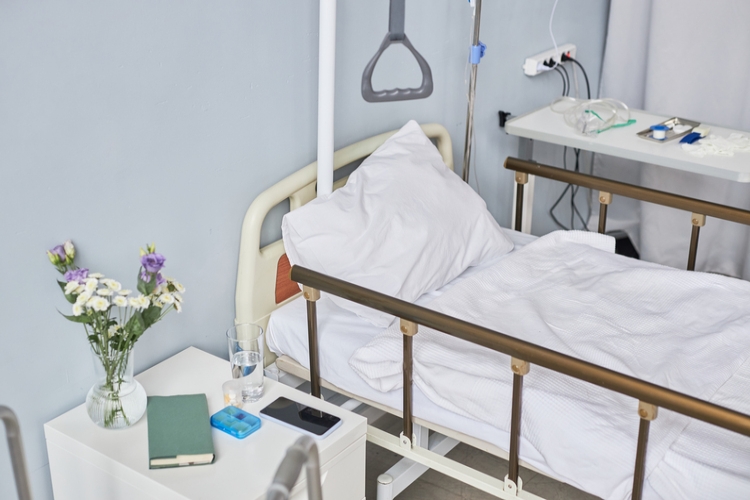 El TS aclara la justificación del derecho a permiso retribuido por hospitalización de parientes