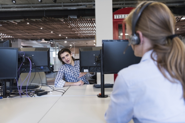 Publicadas las tablas salariales para el año 2025 del convenio colectivo de contact center