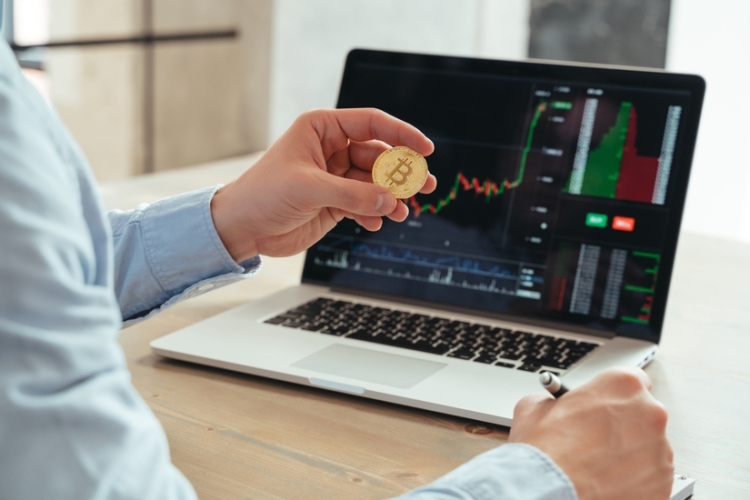 La CNMV adopta cinco directrices de desarrollo del Reglamento europeo sobre criptoactivos (MiCA)