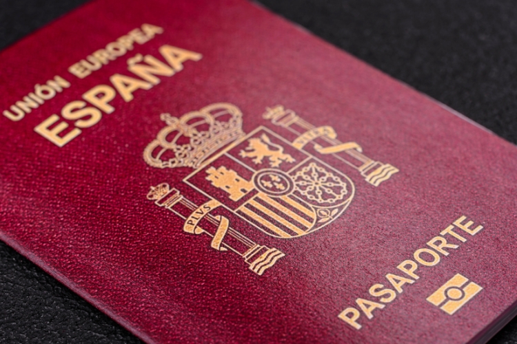 Nueva instrucción sobre autorización de residencia temporal de familiares de personas con nacionalidad española