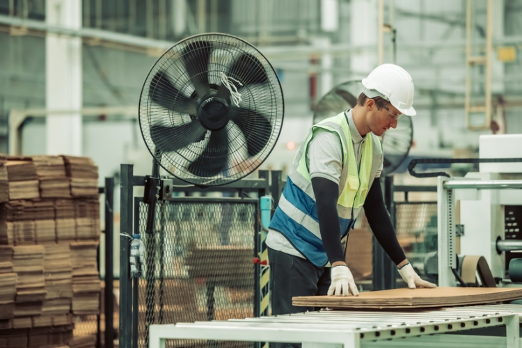 El INSST alerta por riesgos laborales durante las olas de calor