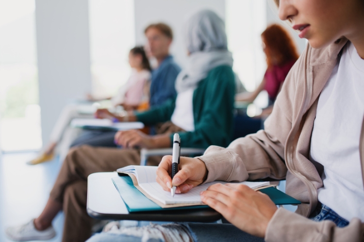 Publicada la convocatoria de la prueba de evaluación de aptitud profesional para la procura 2025