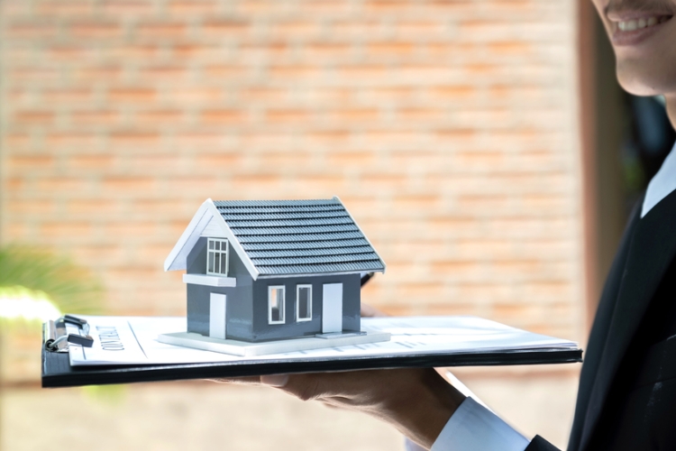 Se regulan las inversiones en inmuebles destinados al arrendamiento de vivienda a efectos de la RIC