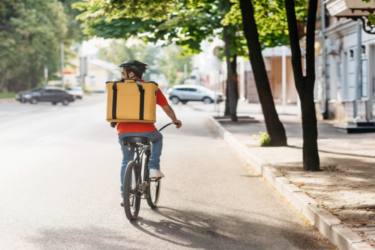 Desestimada la demanda de Just Eat contra Glovo por competencia desleal