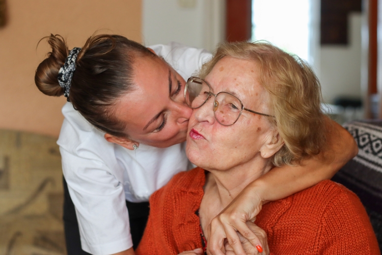 El TSXG reconoce el derecho al teletrabajo por conciliación y ordena indemnización a empleada tras negativa empresarial