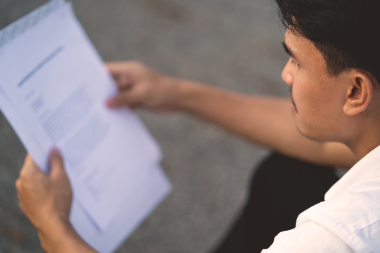 TS: declarar una renta como exenta siguiendo el certificado de la empresa no implica responsabilidad si las circunstancias apoyaban esa idea