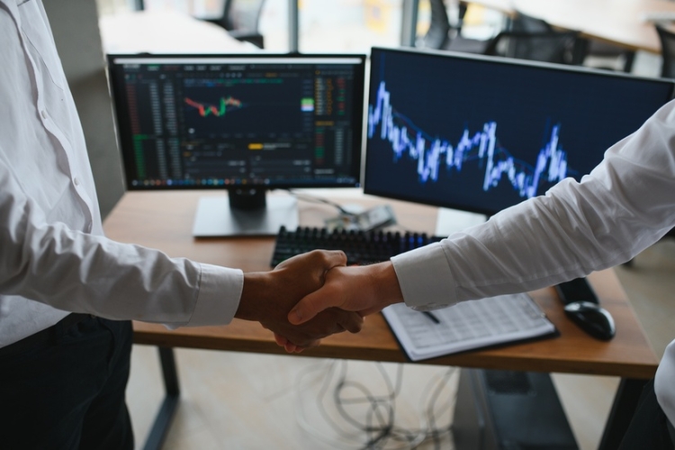 La DGT analiza cómo calcular la ganancia en IRPF por venta de acciones adquiridas antes de 1994