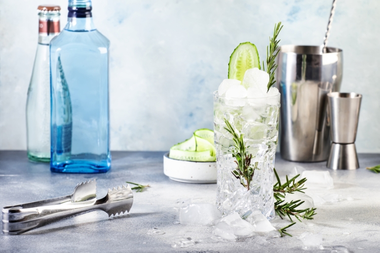 El TJUE prohíbe vender bebidas sin alcohol como «gin»
