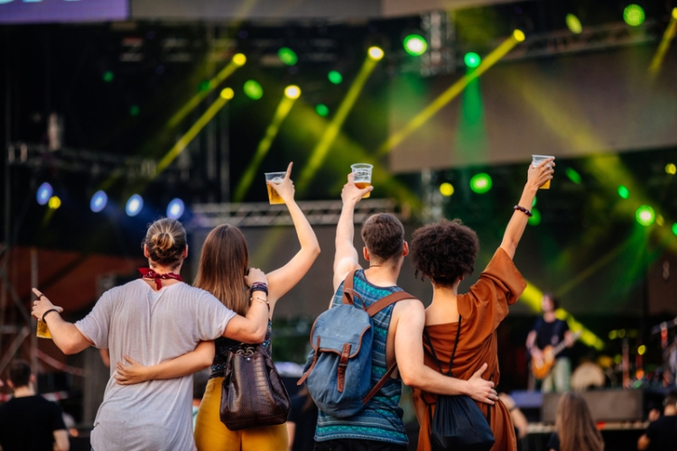 Un juzgado de Valencia anula la prohibición de acceder a un festival madrileño con comida y bebida del exterior