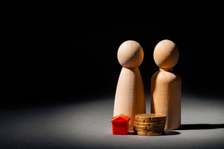 La DGT indica si hay que imputar rentas por la vivienda en copropiedad en la que vive uno de los excónyuges tras el divorcio