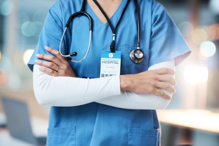 El TS excluye las guardias médicas del complemento de incapacidad temporal