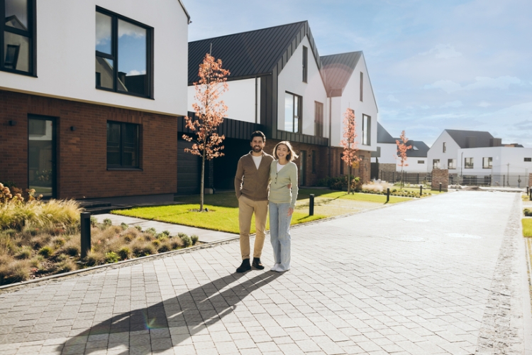 DGT: ¿hay que pagar AJD por la escritura de adquisición de suelo y vivienda calificados como VPO cuando ya ha vencido la calificación?