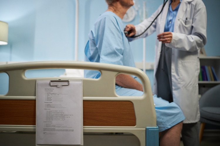 Publicado el RD sobre asistencia sanitaria pública de extranjeros sin residencia legal