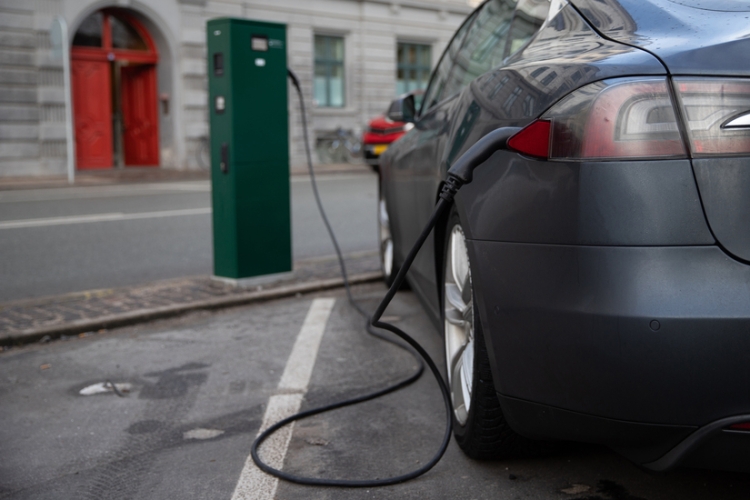 La DGT aclara la amortización fiscal de un vehículo eléctrico usado