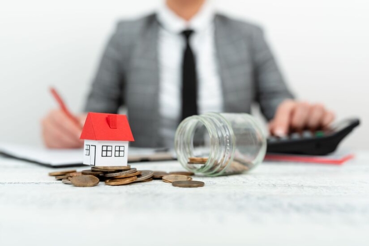 Tributos: no deben imputarse rentas inmobiliarias por viviendas sobre las que otro tenga derecho de usufructo