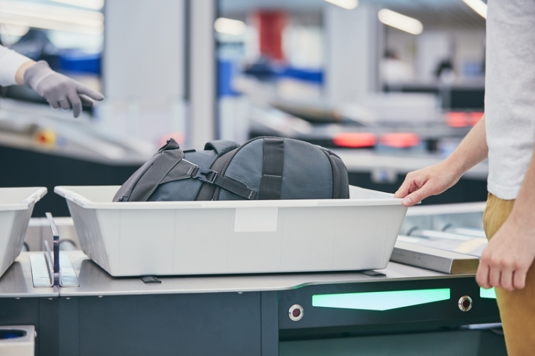 La AN anula el control diario de bolsos y taquillas