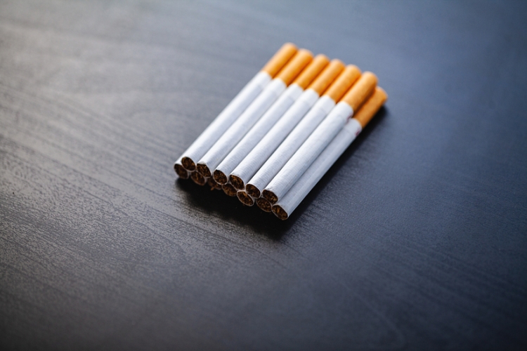 Nuevos modelos de tasas para el mercado de tabacos