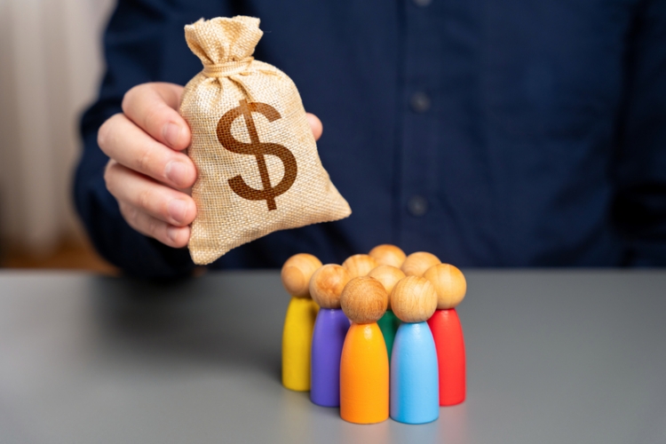 Cómputo de rentas para cobrar el subsidio de desempleo (requisitos de carencia de rentas y responsabilidades familiares)