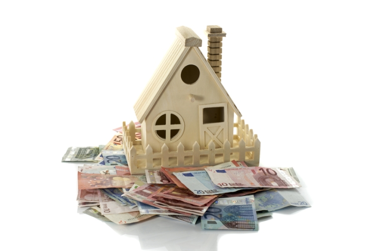 ¿Quién paga los gastos de la vivienda tras un divorcio? Análisis de la postura del TS al respecto