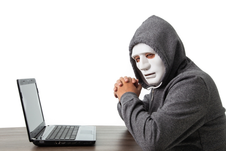 ¿Cómo defendernos ante las estafas informáticas?