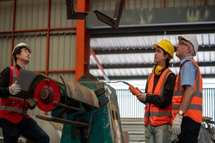 ¿Qué repercusiones tiene para el empresario no formar en riesgos laborales a sus trabajadores en caso de accidente?