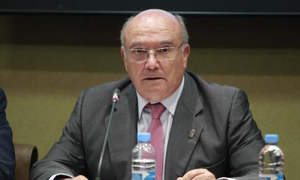 El presidente de la Abogacía envía una carta al Constitucional para que agilice su pronunciamiento sobre la Ley de tasas judiciales