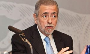 Hacienda garantiza a los funcionarios las pagas extras de 2014 y devolverá en 2015 la que les quitó en 2012