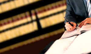 EL ICAM pide a sus abogados no prestar asistencia a los detenidos si la Policía oculta su rostro en interrogatorios