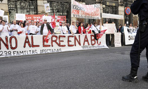 Los trabajadores afectados por ERE bajan un 21,4% en 2013, primer descenso anual desde 2010