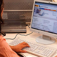 Los contribuyentes podrán presentar desde hoy la declaración de la renta por Internet