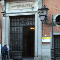 Los niños de vientre de alquiler serán inscritos en el Registro Civil
